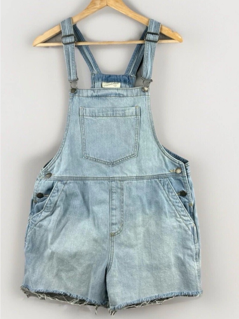 Universal Thread Women's Shortalls Size 6 Denim Boyfriend Light Wash Boho